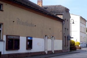 altes-kino-in-peitz-2-2022-h-mucc88ller