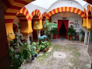 andalusischer-innenhof-h-mucc88ller_
