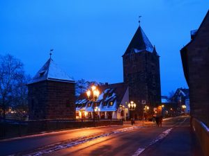 blaue-stunde-in-nucc88rnberg-1-h-mucc88ller