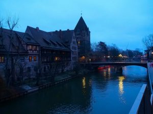 blaue-stunde-in-nucc88rnberg4-h-mucc88ller_