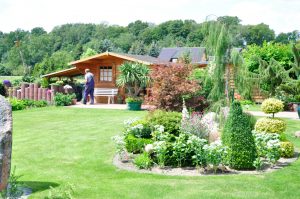 blick-in-nachbars-garten-k-lange