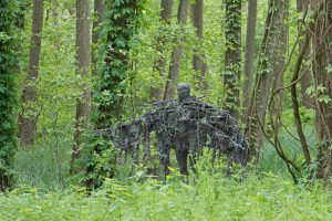 der-facc88nger-b-mocc88cker