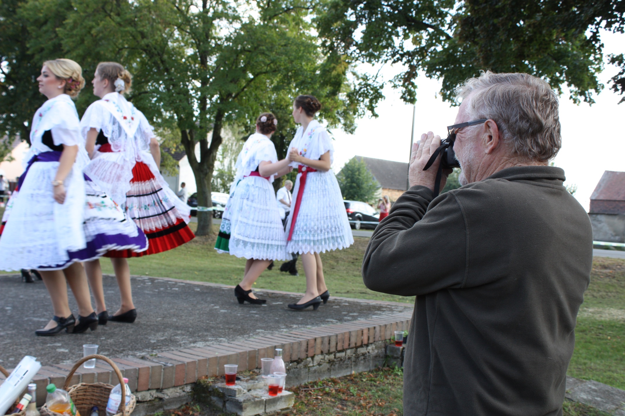 drehnow-erntefest-paparazzi-r-karge_
