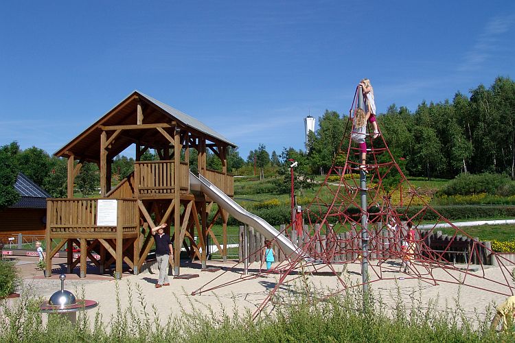 erlebnispark-teichland-spielplatz-k-f-muehler