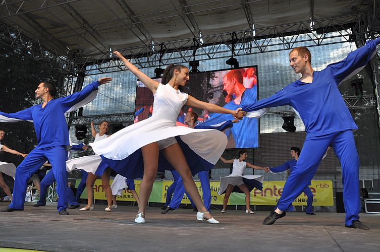 folklorelawine-israelische-taenzer-k-lange
