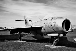 gefaehrlich-schoen-ausgemusterte-mig-17-f-k-f-muehler