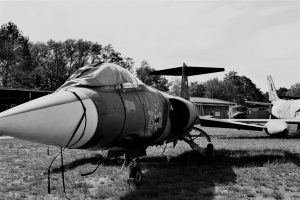 gefaehrlich-schoen-ausgemusterter-f-104g-starfighter-k-f-muehler