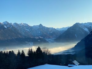 morgennebel-im-tal-bernd-opel