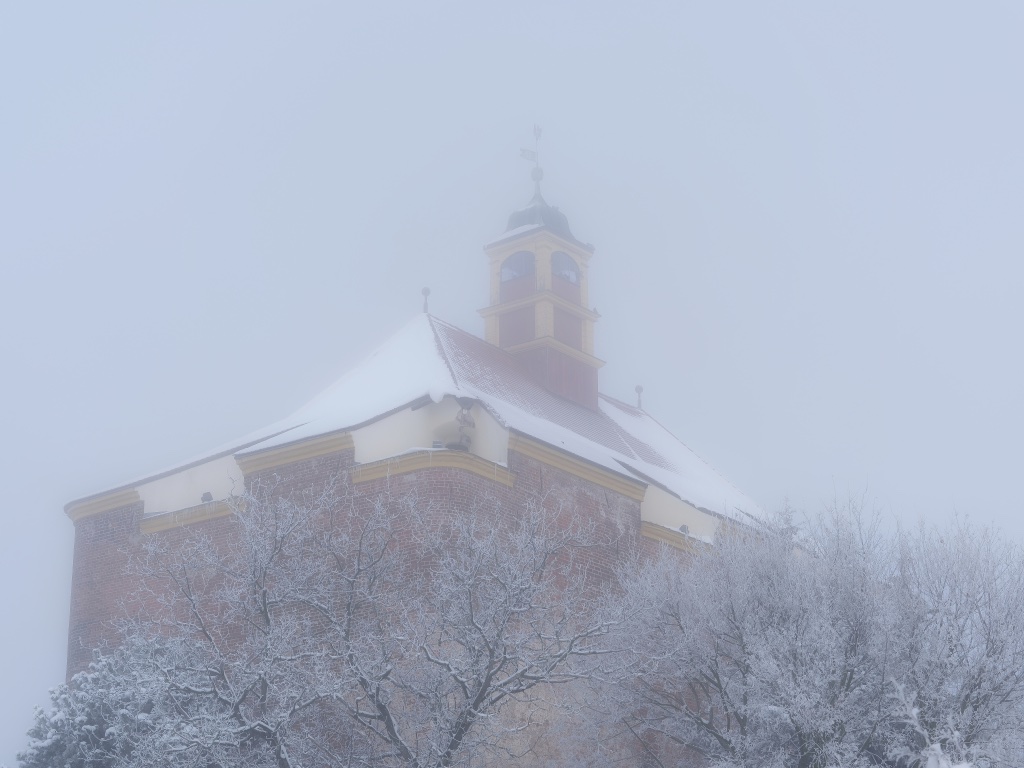 nebel-i-n-kubicke