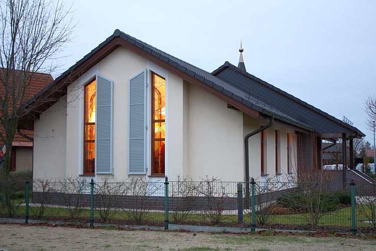 neuapostolische-kirche-jaenschwalde-r-karge_