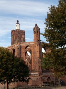 ruine-der-stadtkirche-in-gubin-h-mucc88ller