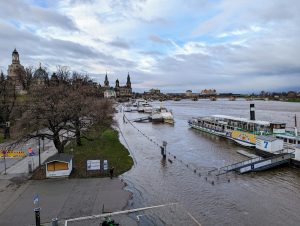 Weihnachtshochwasser 2024 in Dresden (1) - H. Müller