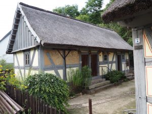 Strohhaus in Neuzelle - Bernd Opel