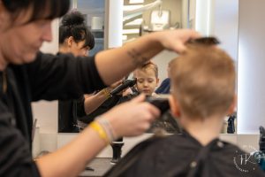 So ein Haarschnitt ist angenehm - Frank Knorr