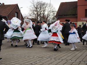 in Schwung - Bernd Opel