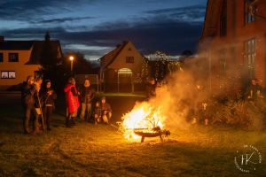 Osterfeuer - F.Knorr