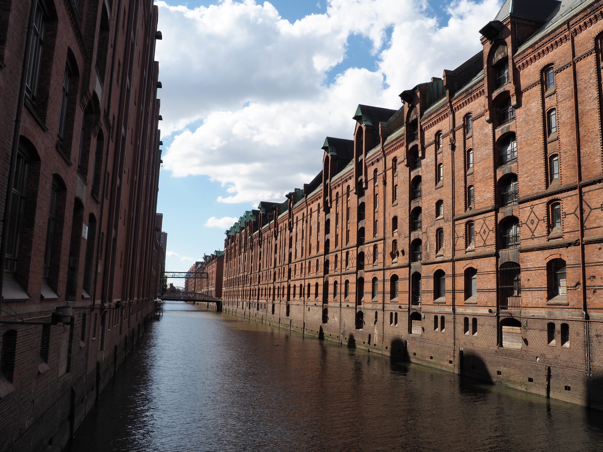 Blick in die Speicherstadt - Bernd Opel